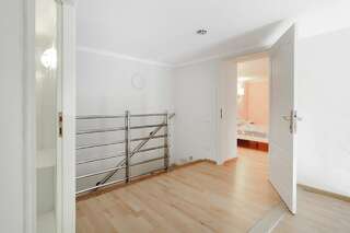 Апартаменты Deribasivska Apartment With Spa Bath Одесса Апартаменты-13