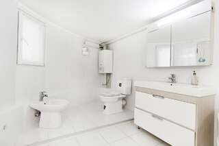 Апартаменты Deribasivska Apartment With Spa Bath Одесса Апартаменты-17