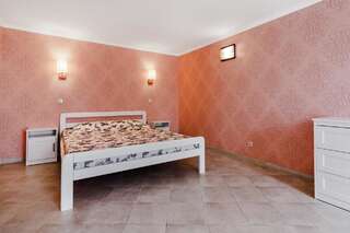 Апартаменты Deribasivska Apartment With Spa Bath Одесса Апартаменты-8