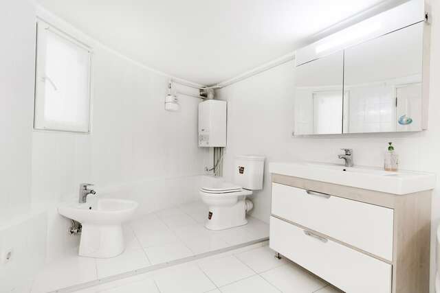 Апартаменты Deribasivska Apartment With Spa Bath Одесса-19