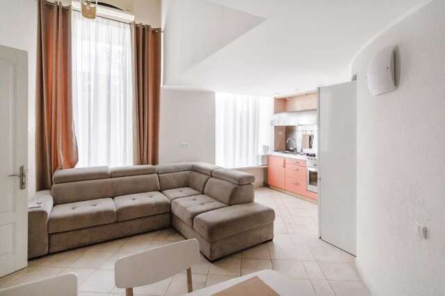 Апартаменты Deribasivska Apartment With Spa Bath Одесса-36